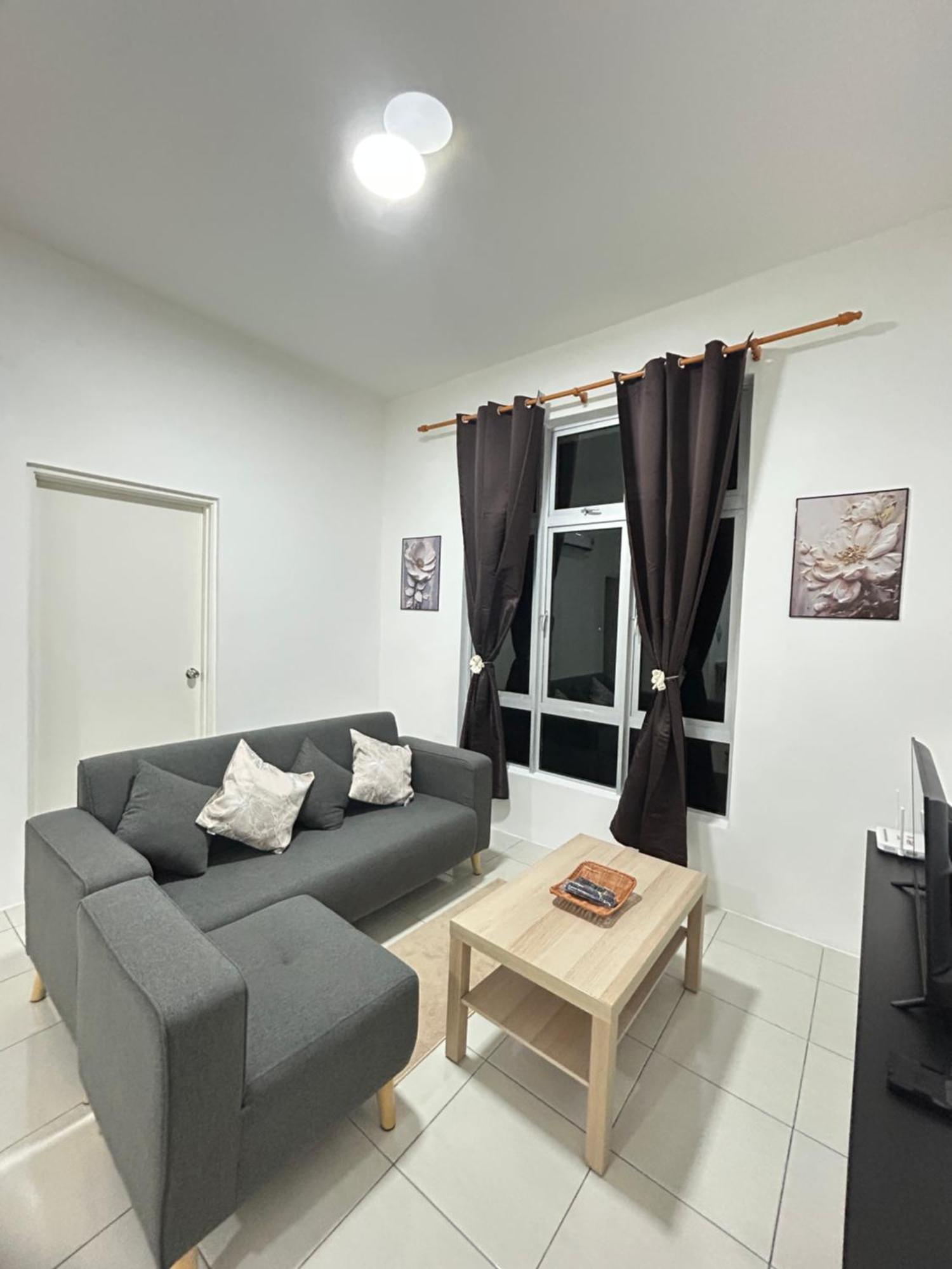 Ct Hillcrest Loft